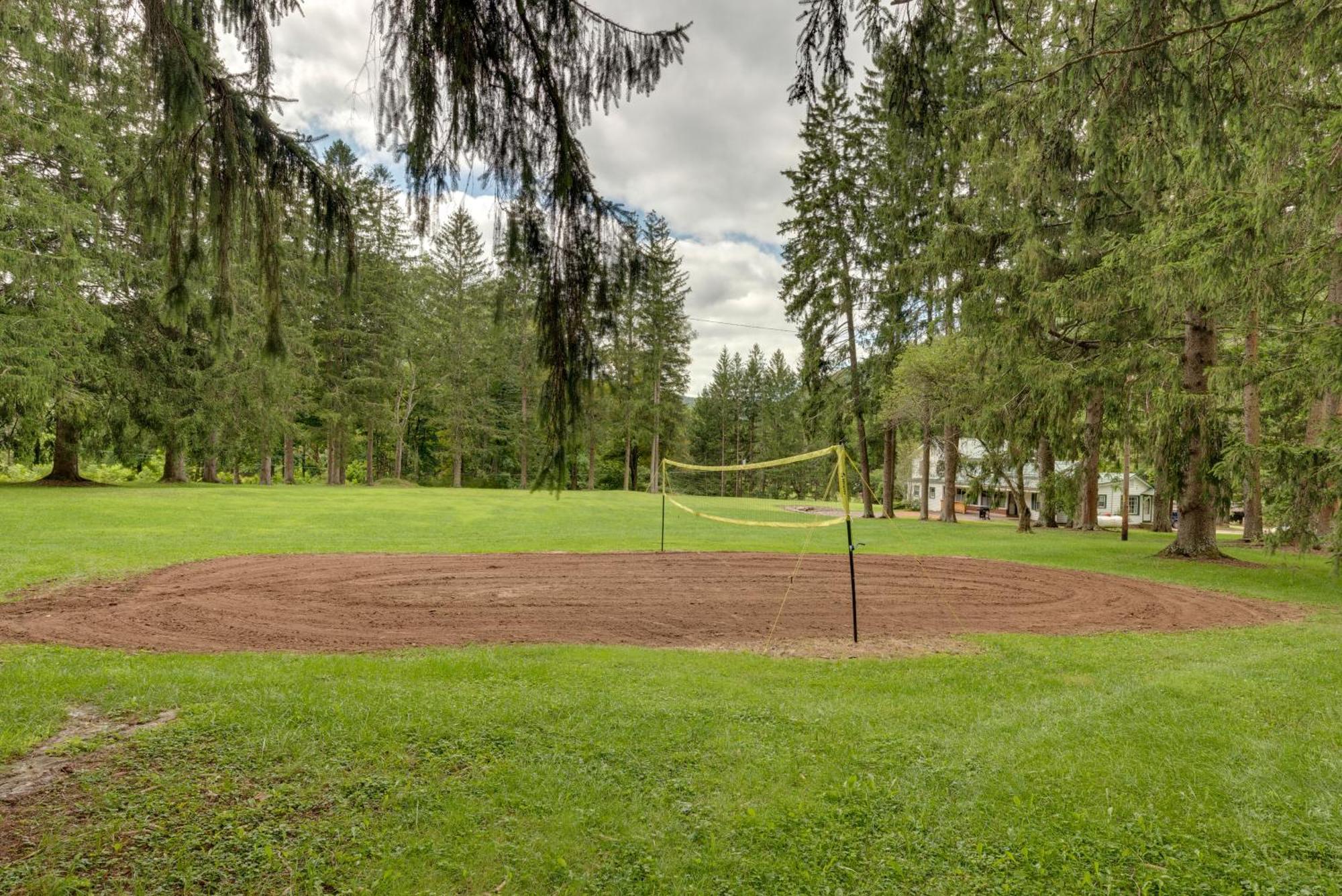 Family Getaway In Pets Welcome! Holiday home